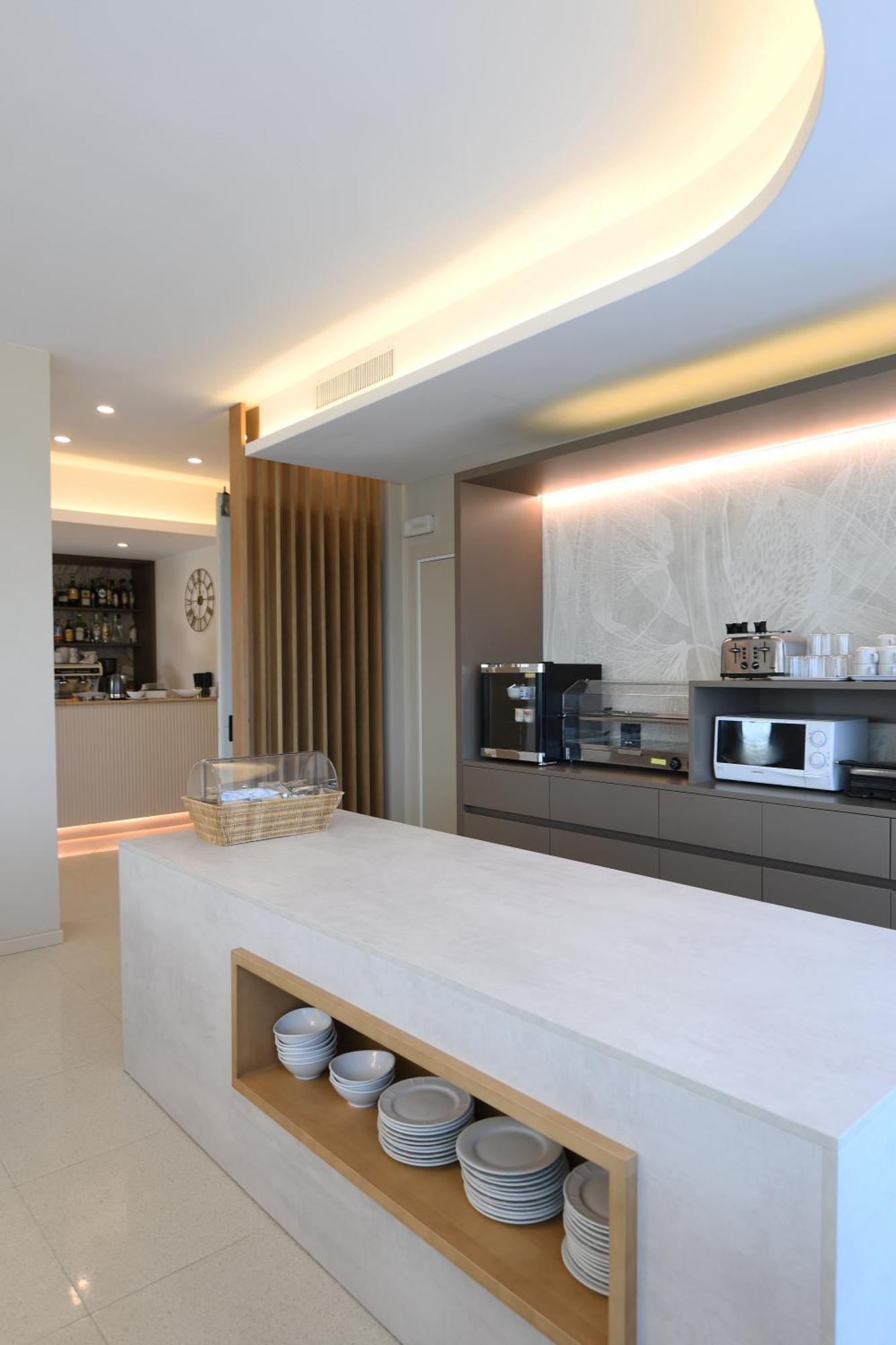 Albergo Grappolo D'Oro มอนเตเบลลูนา ภายนอก รูปภาพ