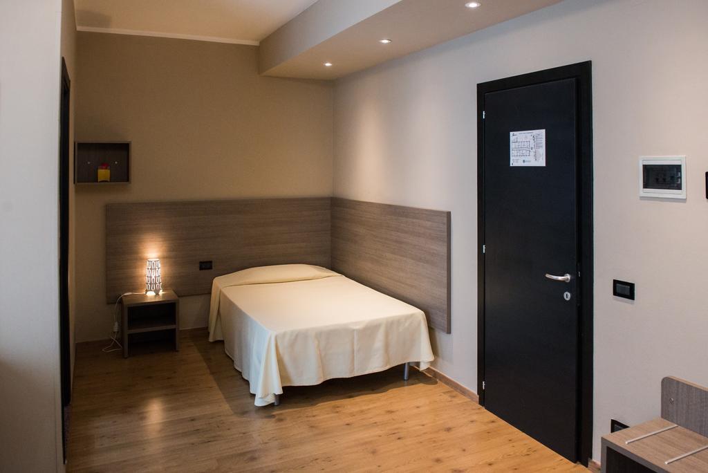 Albergo Grappolo D'Oro มอนเตเบลลูนา ภายนอก รูปภาพ