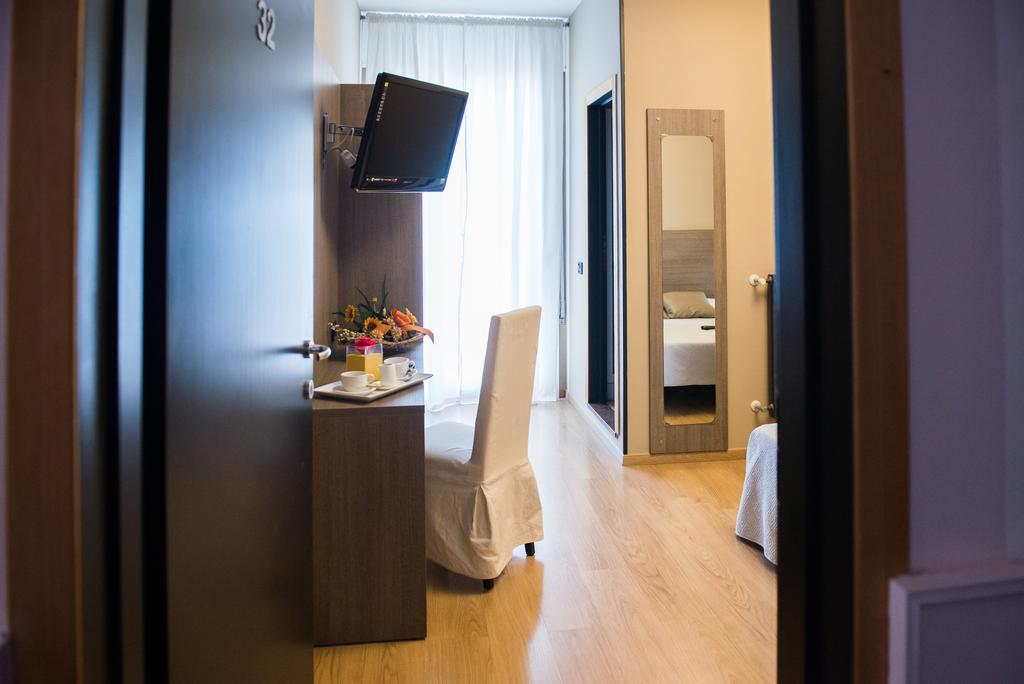 Albergo Grappolo D'Oro มอนเตเบลลูนา ภายนอก รูปภาพ